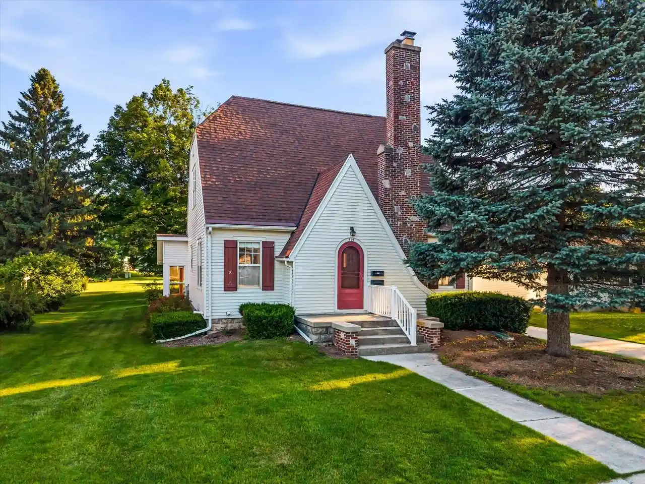 Photo 1 of Single family home for sale at 515 Schwartz St, Plymouth, WI 53073 | MLS# 1979530 | Listing updated on 2026-09-08