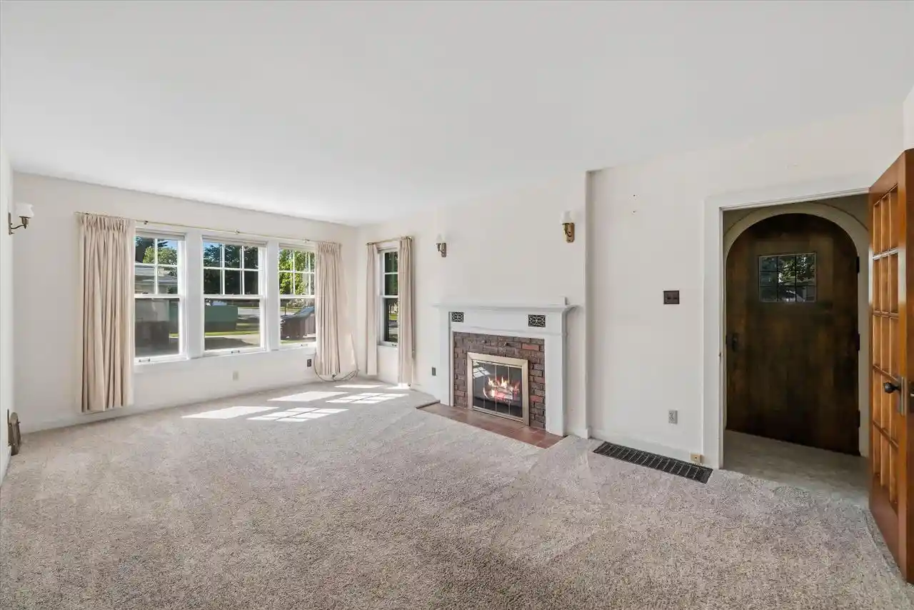 Photo 4 of Single family home for sale at 515 Schwartz St, Plymouth, WI 53073 | MLS# 1979530 | Listing updated on 2026-09-08