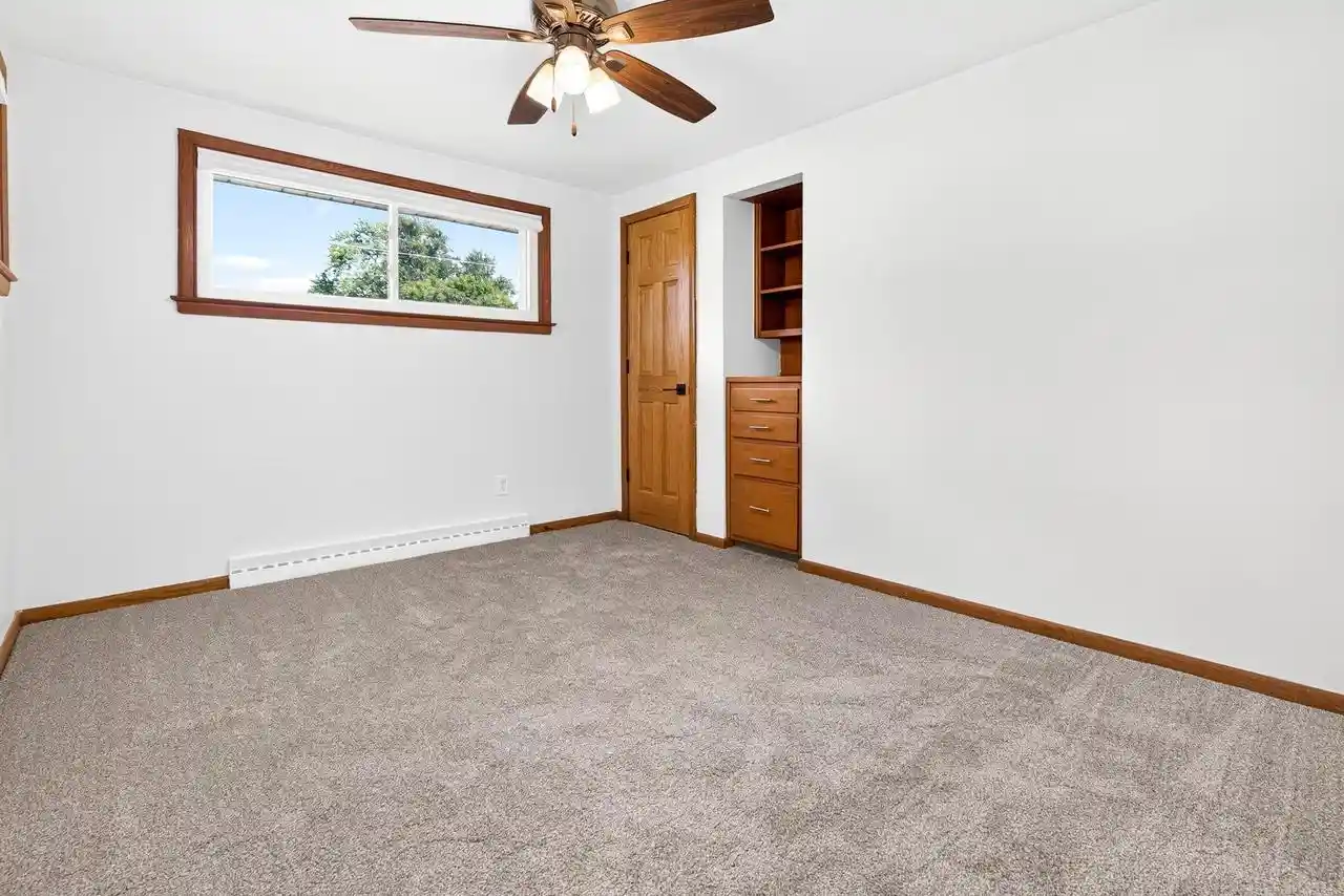 Photo 4 of Single family home for sale at 317 S Western Ave, Neenah, WI 54956 | MLS# 50332262 | Listing updated on 2026-09-09