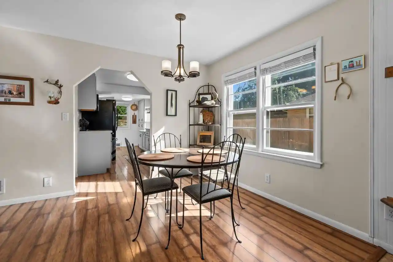 Photo 4 of Single family home for sale at 1018 E Frances St, Appleton, WI 54911 | MLS# 50332264 | Listing updated on 2026-09-15