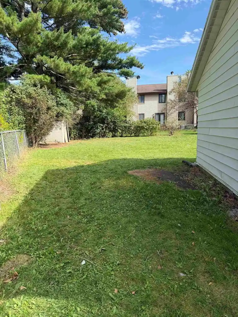 Photo 3 of Single family home for sale at 5211 Big Bow Ct, Fitchburg, WI 53711 | MLS# 2032180 | Listing updated on 2026-10-08