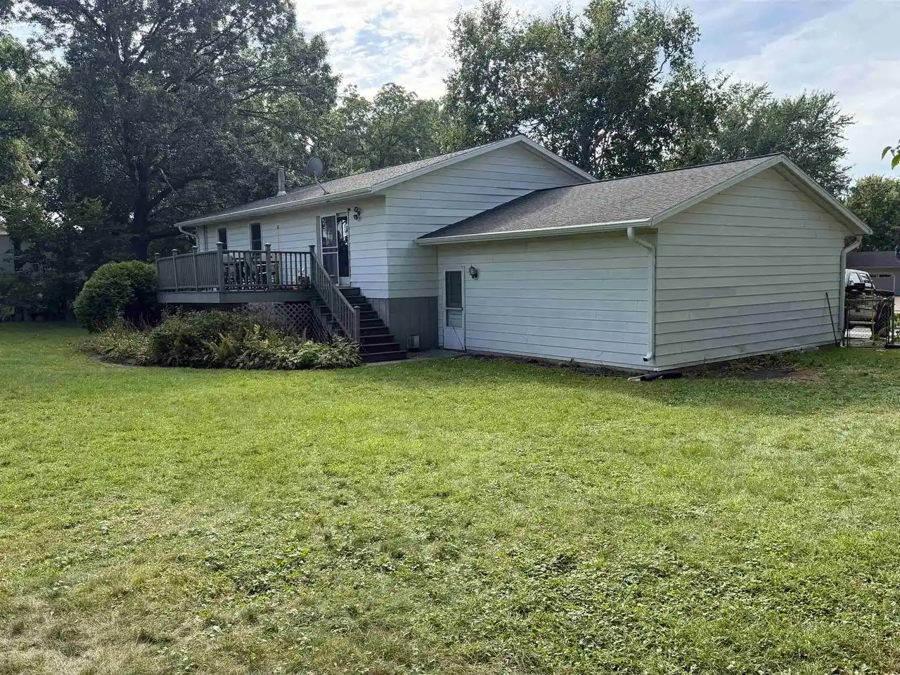Photo 4 of Single family home for sale at 5211 Big Bow Ct, Fitchburg, WI 53711 | MLS# 2032180 | Listing updated on 2026-10-08
