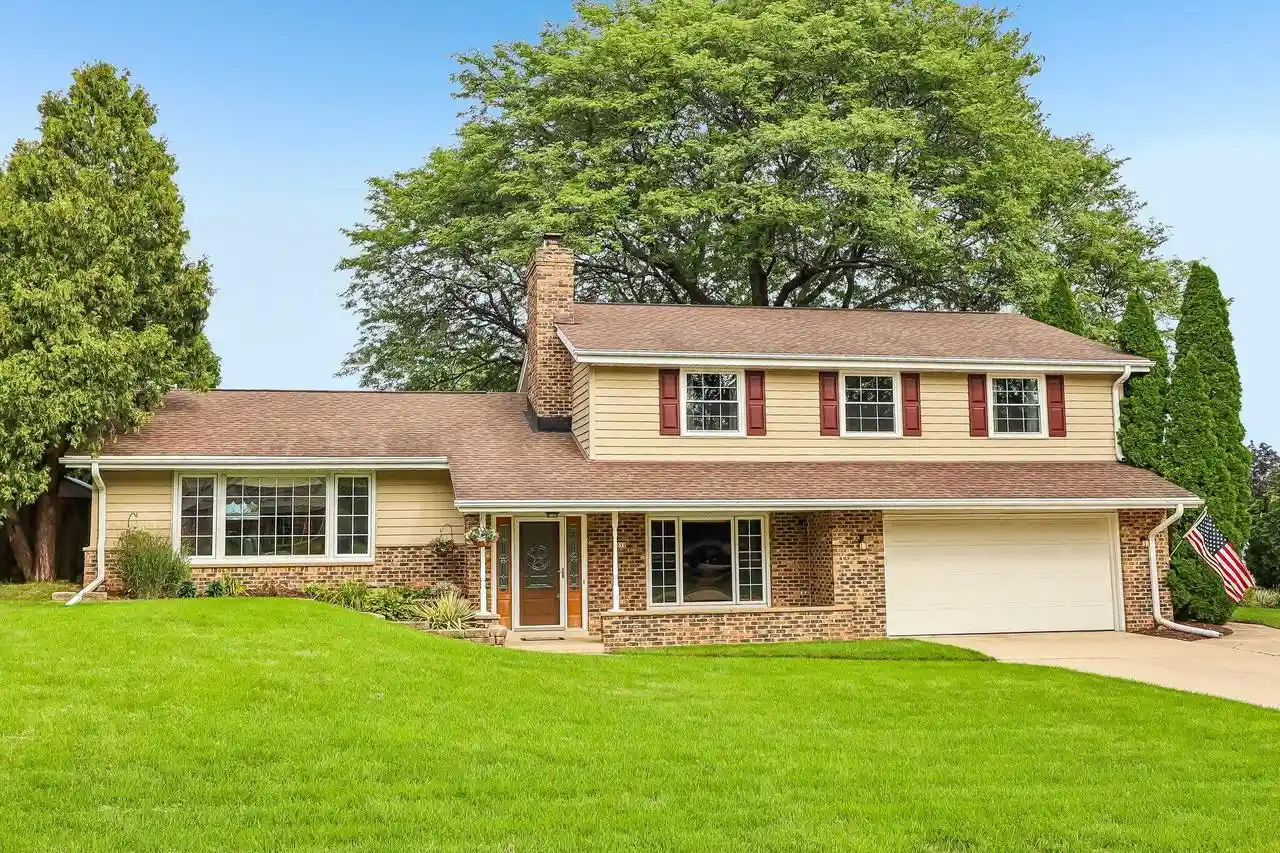 Photo 1 of Single family home for sale at 3322 S 121st Street, Milwaukee, WI 53227 | MLS# 1979537 | Listing updated on 2026-10-06