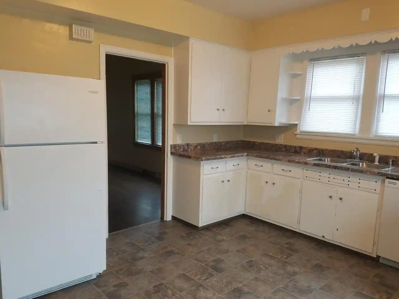 Photo 3 of Single family home for sale at 4606 22nd Avenue, Kenosha, WI 53140 | MLS# 1979544 | Listing updated on 2026-09-15