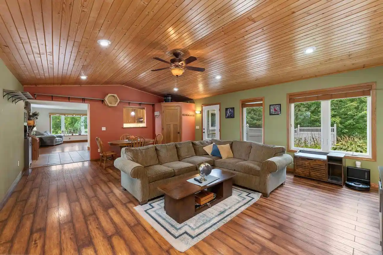Photo 4 of Sale Pending at W5861 Mahlum Rd, Holmen, WI 54636 | MLS# 1979547 | Listing updated on 2026-09-20
