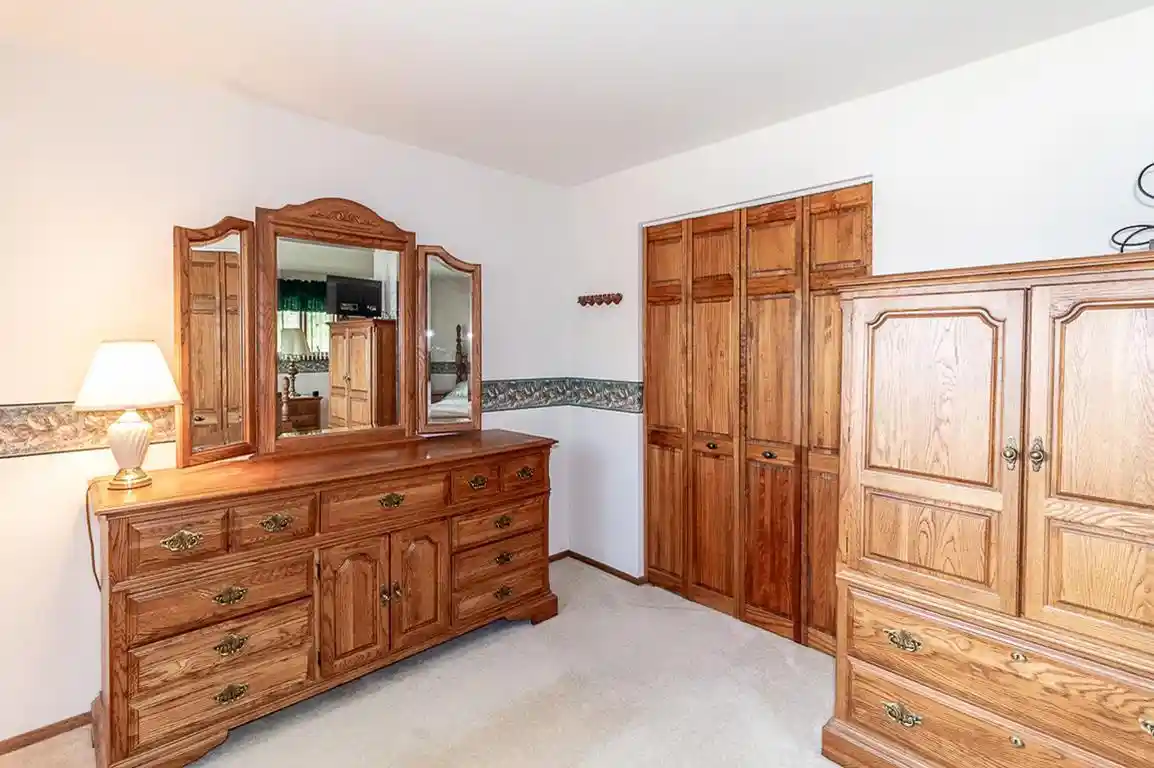 Photo 4 of Single family home for sale at 1903 Lawrence St, New London, WI 54961 | MLS# 50332271 | Listing updated on 2026-09-21