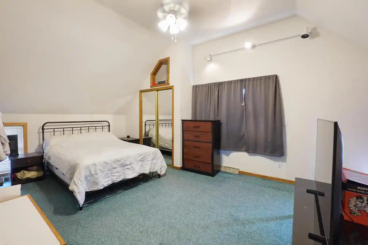Photo 2 of Single family home for sale at 417 Michigan Ave, South Milwaukee, WI 53172 | MLS# 1979553 | Listing updated on 2026-09-16