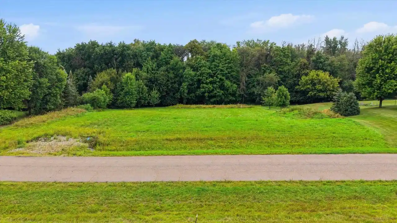 Photo 4 of Land for sale at W9008 Forest Ridge Dr, Hortonville, WI 54944 | MLS# 50332272 | Listing updated on 2026-09-15