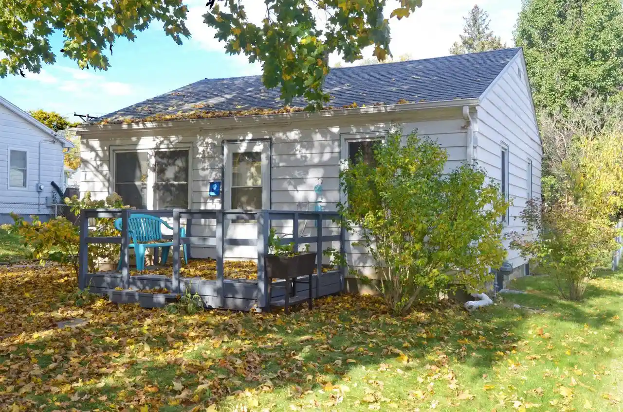Single family home for sale at 1146 Pauline Ave, Madison, WI 53705 | MLS# 2032194