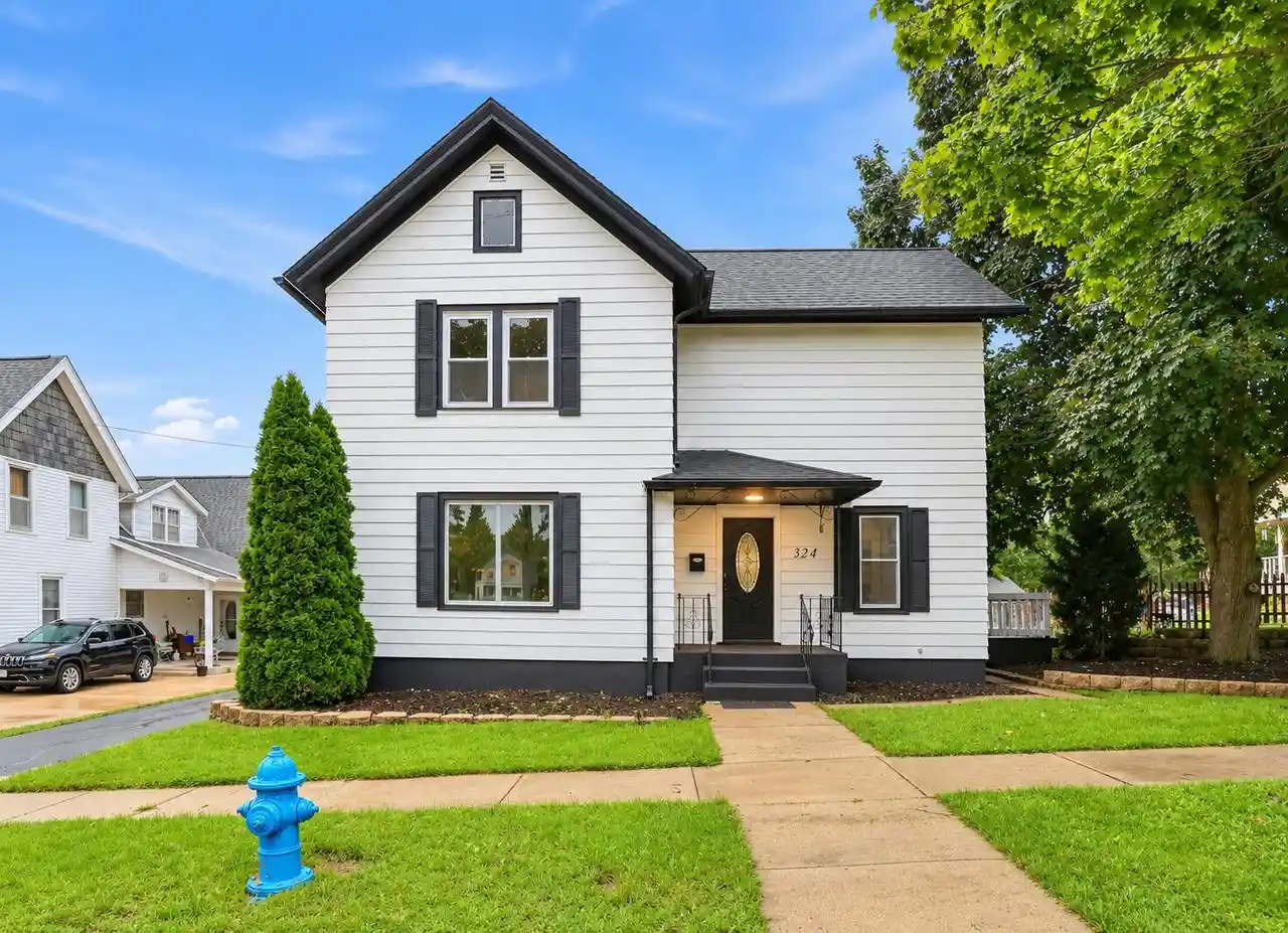 Photo 1 of Single family home for sale at 324 Conkey St, Burlington, WI 53105 | MLS# 1979555 | Listing updated on 2026-09-08