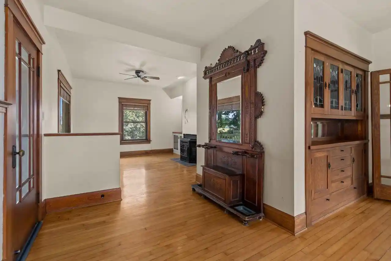 Photo 3 of Single family home for sale at 6160 Sth 29, Luxemburg, WI 54217 | MLS# 50332249 | Listing updated on 2026-10-09