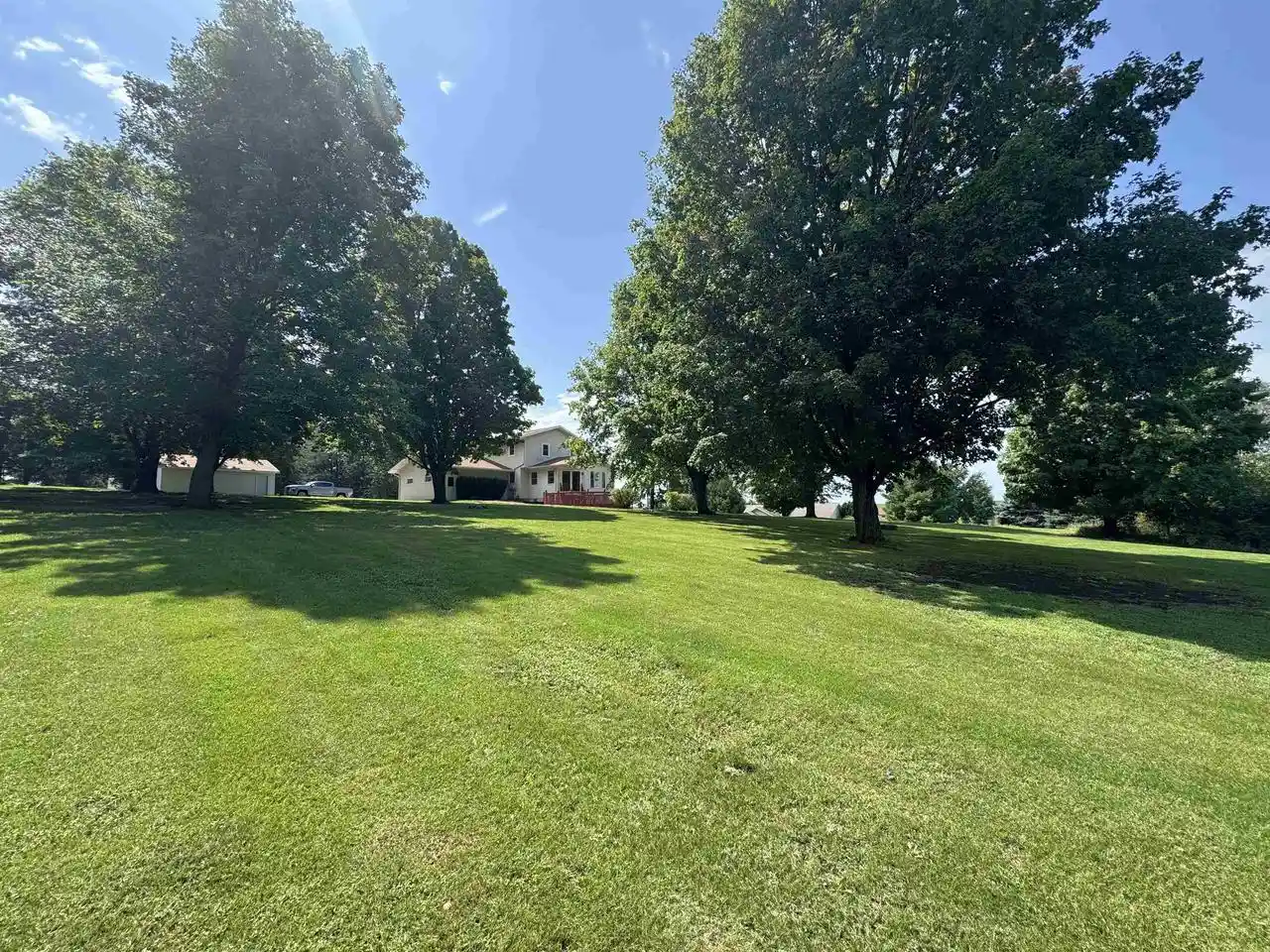 Photo 4 of Single family home for sale at W5642 Rolling Acres Ln, Monroe, WI 53566 | MLS# 2032198 | Listing updated on 2026-09-22