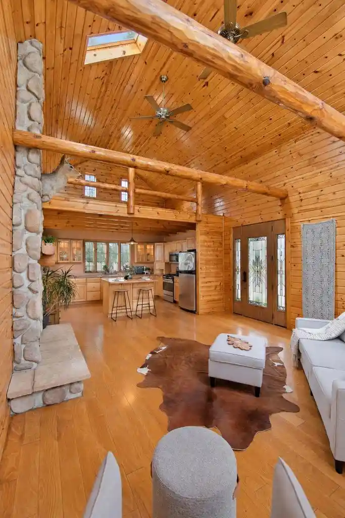 Photo 2 of Single family home for sale at 525 N 7th Street, Winneconne, WI 54986 | MLS# 50332280 | Listing updated on 2026-09-13