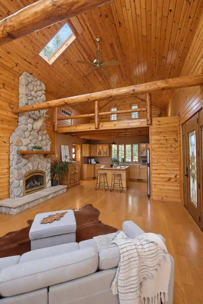 Photo 3 of Single family home for sale at 525 N 7th Street, Winneconne, WI 54986 | MLS# 50332280 | Listing updated on 2026-09-13