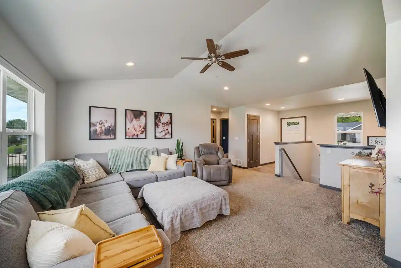 Photo 3 of Single family home for sale at 1541 Liberty Ave, Neenah, WI 54956 | MLS# 50332279 | Listing updated on 2026-09-21