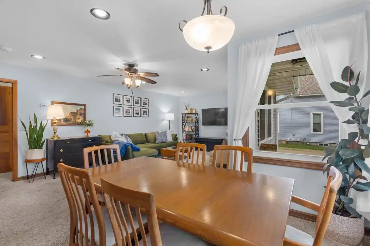 Photo 4 of Single family home for sale at 409 S 2nd Street, Evansville, WI 53536 | MLS# 2032199 | Listing updated on 2026-09-15