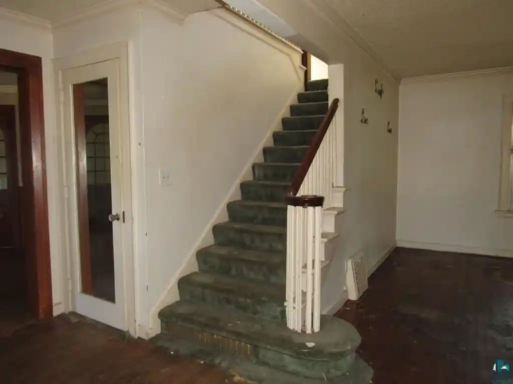 Photo 3 of Single family home for sale at 2114 Cumming Ave, Superior, WI 54880 | MLS# 6127846 | Listing updated on 2026-09-09