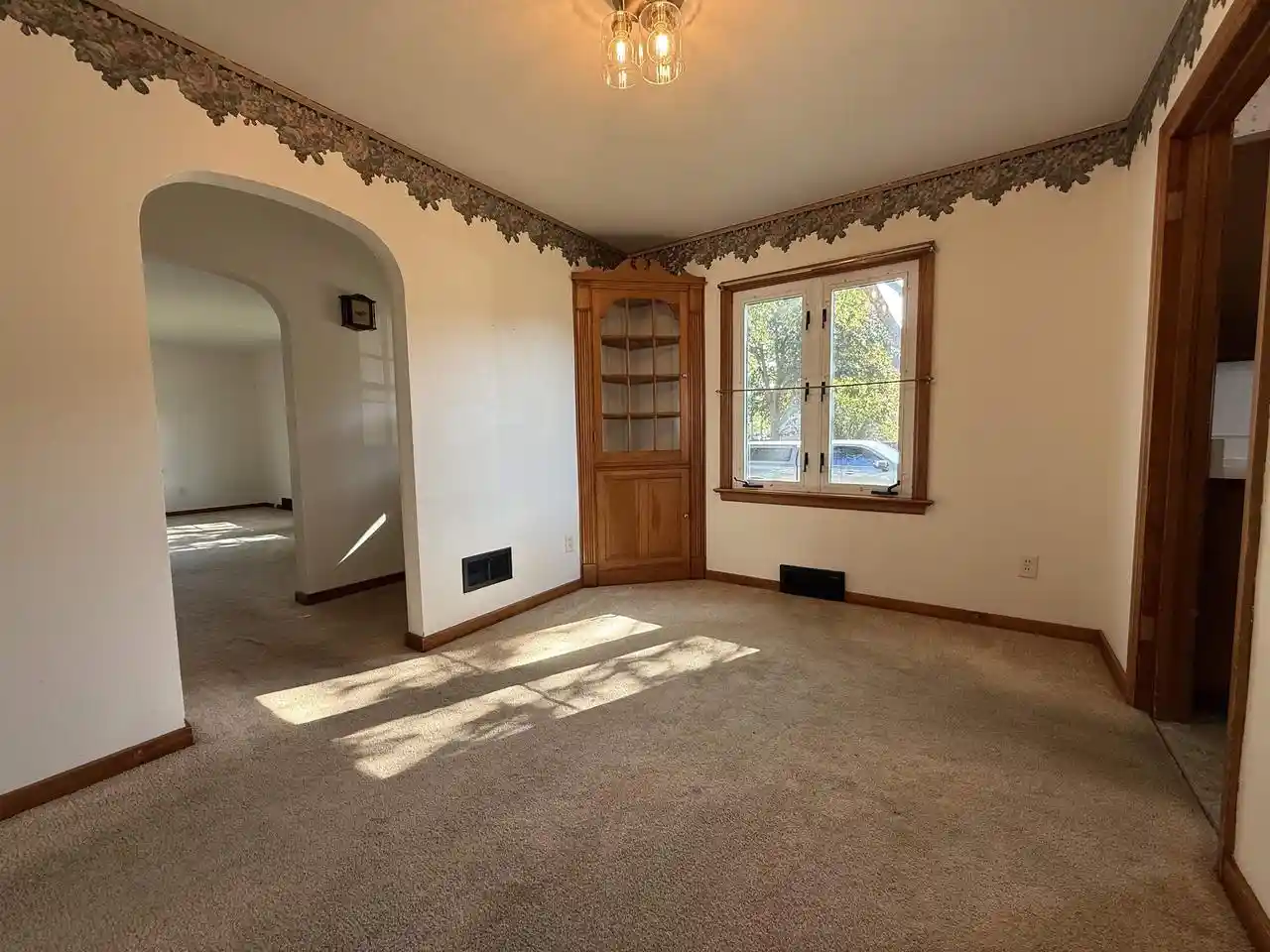 Photo 3 of Single family home for sale at 1505 10th Street, Marinette, WI 54143 | MLS# 50332288 | Listing updated on 2026-09-11