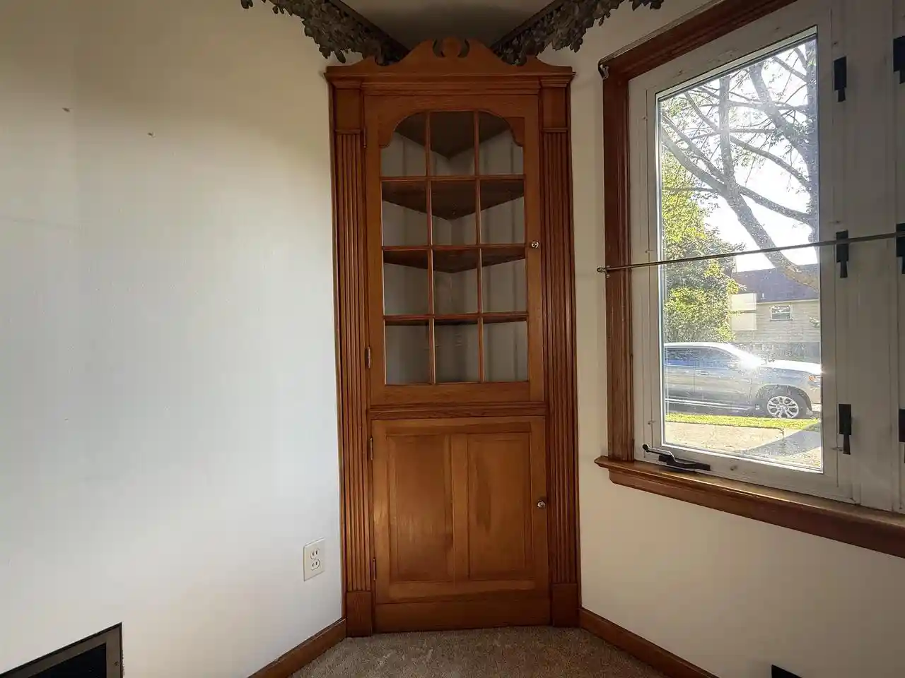 Photo 3 of Single family home for sale at 1505 10th Street, Marinette, WI 54143 | MLS# 50332288 | Listing updated on 2026-09-11