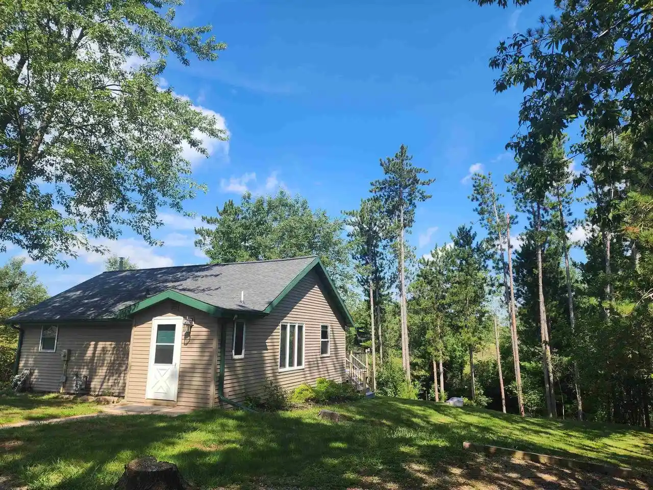 Photo 1 of Single family home for sale at E2024 Waletta Dr, Waupaca, WI 54981 | MLS# 50332234 | Listing updated on 2026-09-10