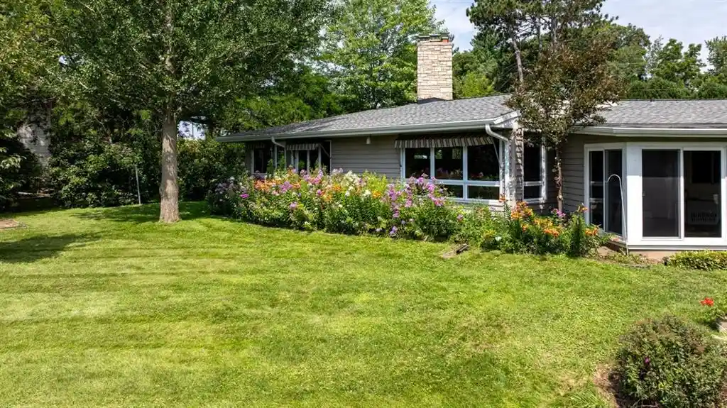 Photo 4 of Single family home for sale at W3111 State Rd 16, West Salem, WI 54669 | MLS# 1604939 | Listing updated on 2026-09-16