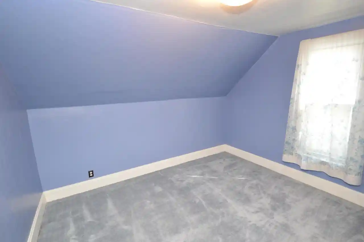 Photo 3 of Single family home for sale at 809 Manitoba Ave, South Milwaukee, WI 53172 | MLS# 1979572 | Listing updated on 2026-09-12