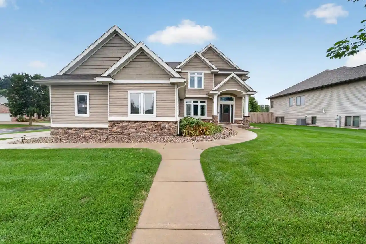 Photo 1 of Single family home for sale at 1199 Virdon Dr, Sun Prairie, WI 53590 | MLS# 2032207 | Listing updated on 2026-09-08