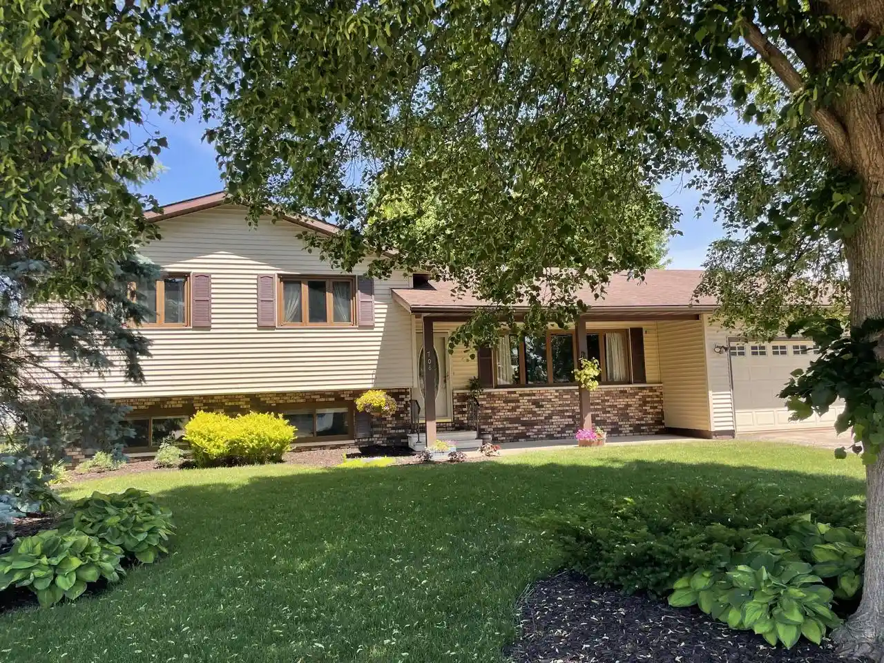 Photo 1 of Single family home for sale at 708 Margaret St, Sparta, WI 54656 | MLS# 1979579 | Listing updated on 2026-09-21