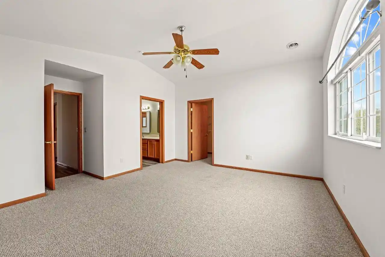 Photo 4 of Condo for sale at 3150 White Tail Ln, Oshkosh, WI 54904 | MLS# 50332292 | Listing updated on 2026-09-21