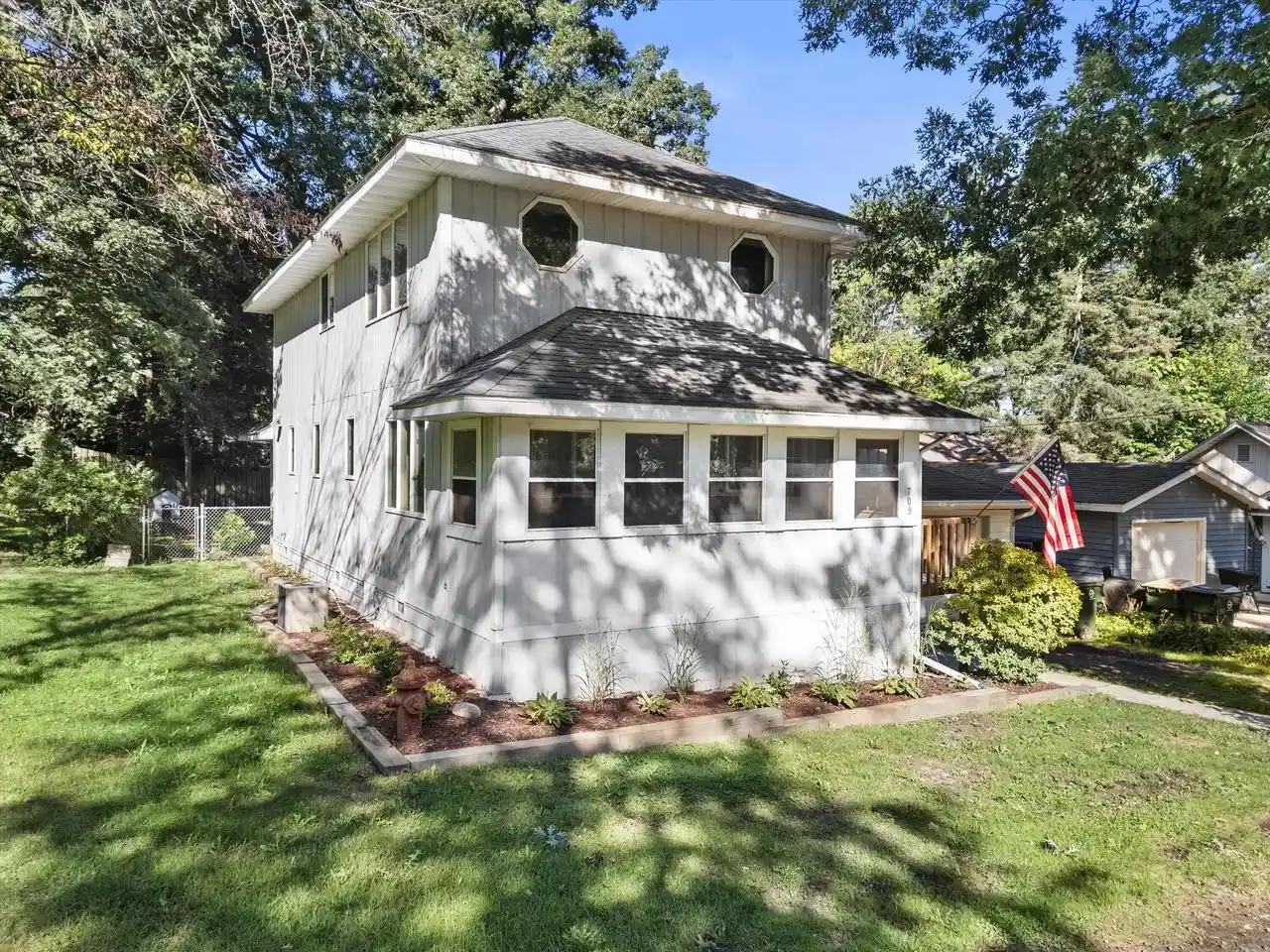 Photo 1 of Single family home for sale at 709 Manor Dr, Twin Lakes, WI 53181 | MLS# 1979583 | Listing updated on 2026-09-10