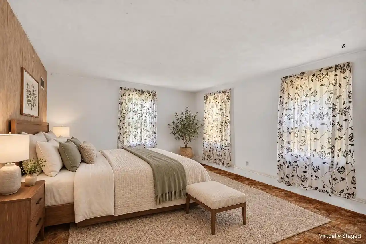Photo 3 of Single family home for sale at 352 S Birdsey St, Columbus, WI 53925 | MLS# 2032212 | Listing updated on 2026-09-23