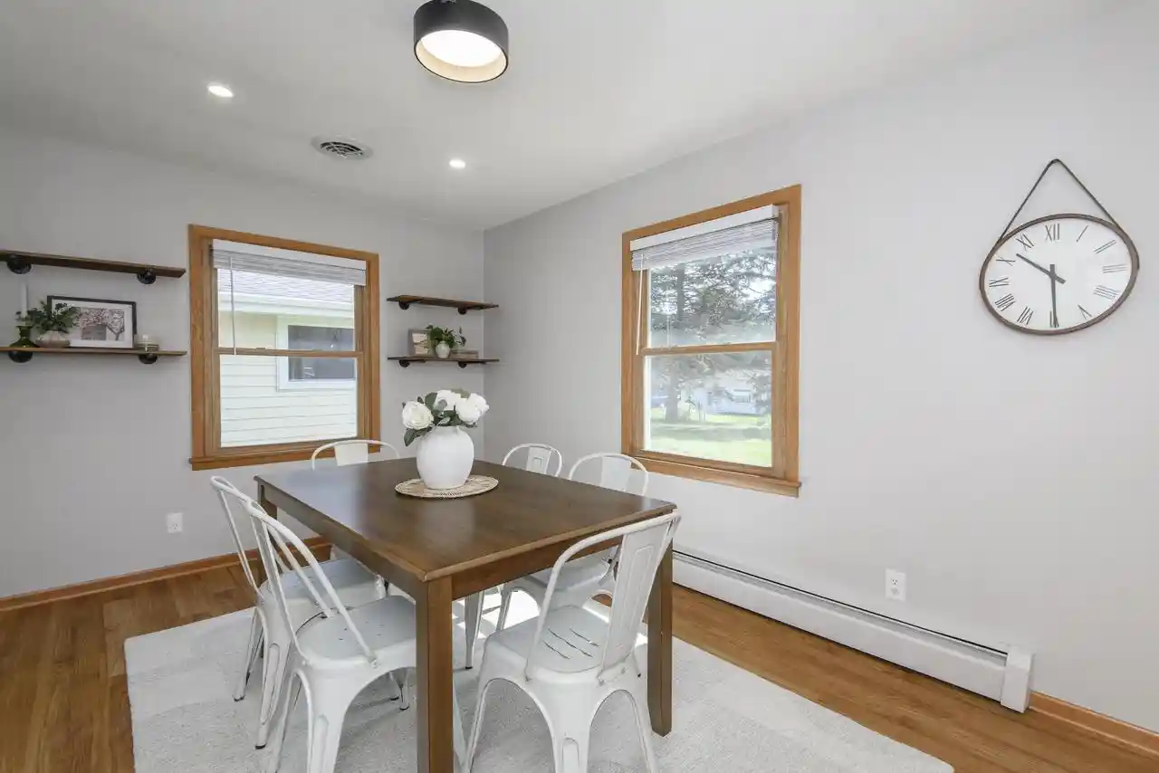 Photo 2 of Single family home for sale at 807 Meadowbrook Dr, West Bend, WI 53090 | MLS# 1979591 | Listing updated on 2026-09-21