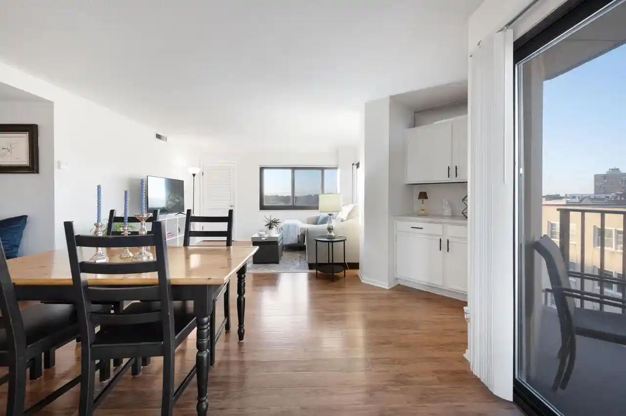 Photo 3 of Condo for sale at 1633 N Prospect Ave #5D, Milwaukee, WI 53202 | MLS# 1979592 | Listing updated on 2026-09-10