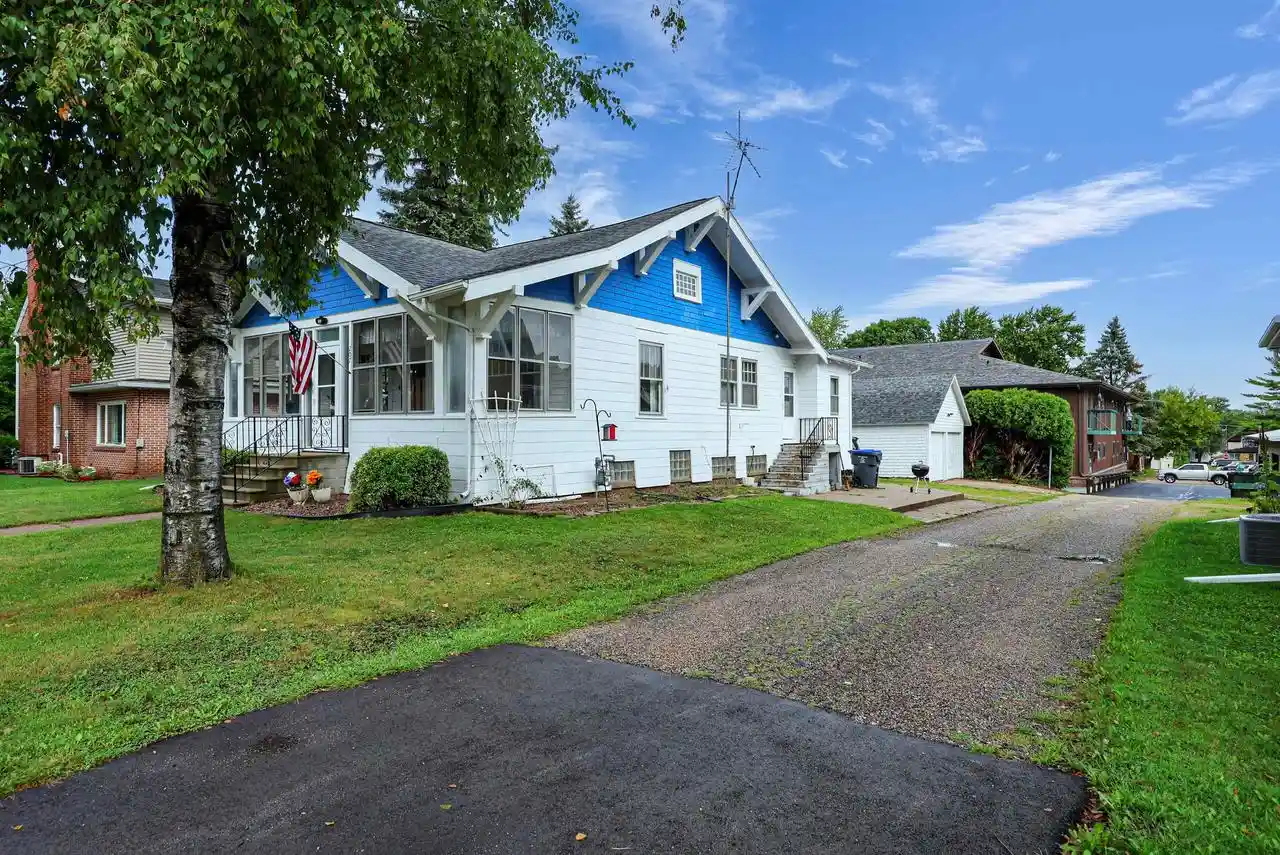 Photo 1 of Sale Pending at 207 E Hancock St, New London, WI 54961 | MLS# 50332298 | Listing updated on 2026-09-14