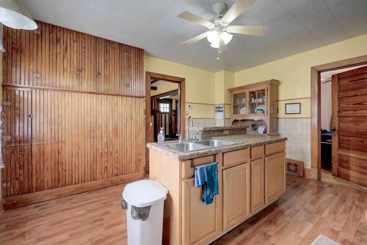 Photo 4 of Sale Pending at 207 E Hancock St, New London, WI 54961 | MLS# 50332298 | Listing updated on 2026-09-14