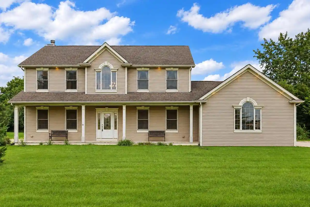 Photo 1 of Single family home for sale at 7004 286th Avenue, Salem, WI 53168 | MLS# 1979604 | Listing updated on 2026-09-16