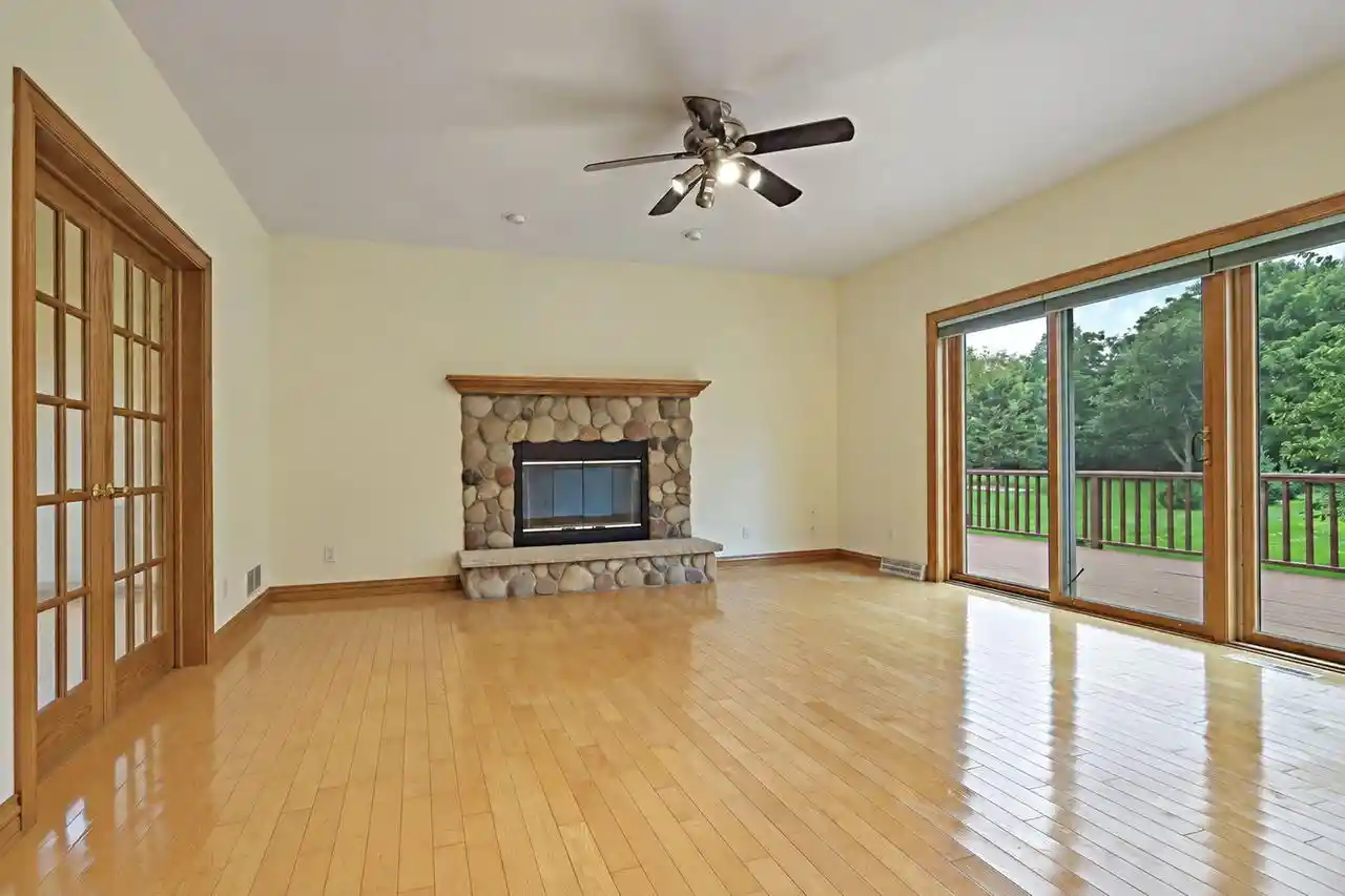 Photo 3 of Single family home for sale at 7004 286th Avenue, Salem, WI 53168 | MLS# 1979604 | Listing updated on 2026-09-16