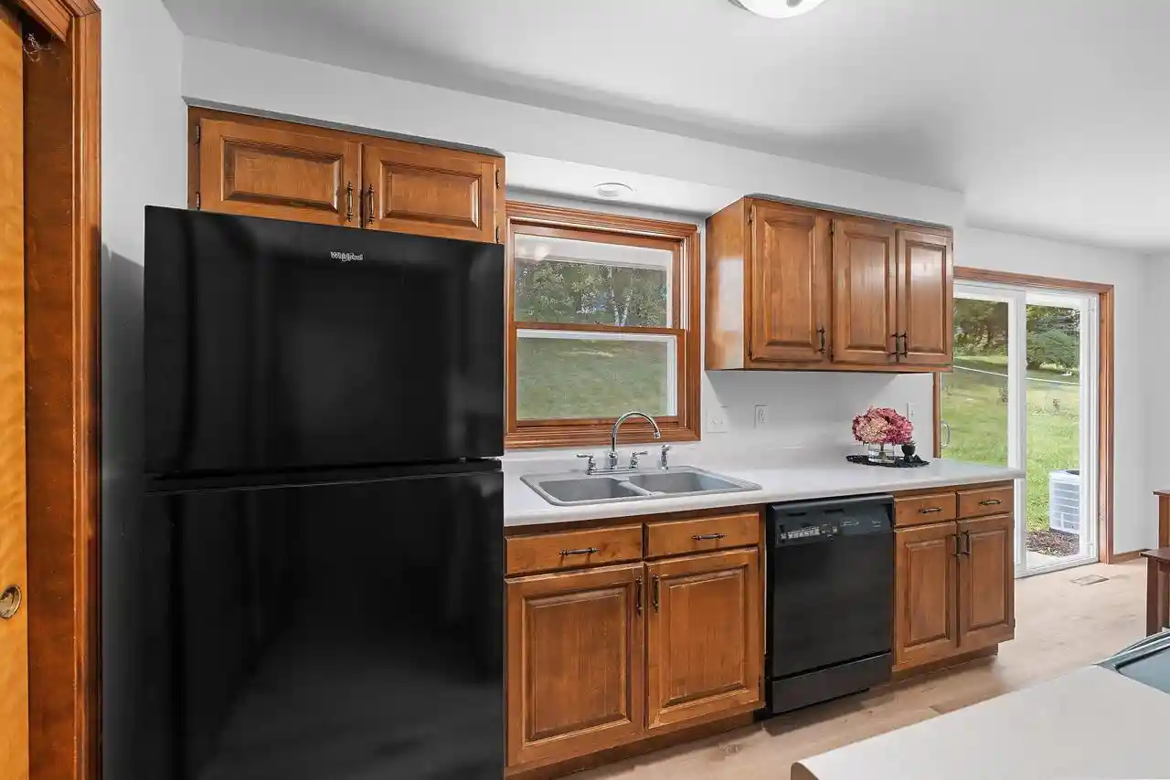 Photo 3 of Single family home for sale at 827 Hillcrest Hts, Green Bay, WI 54313 | MLS# 50332300 | Listing updated on 2026-09-20