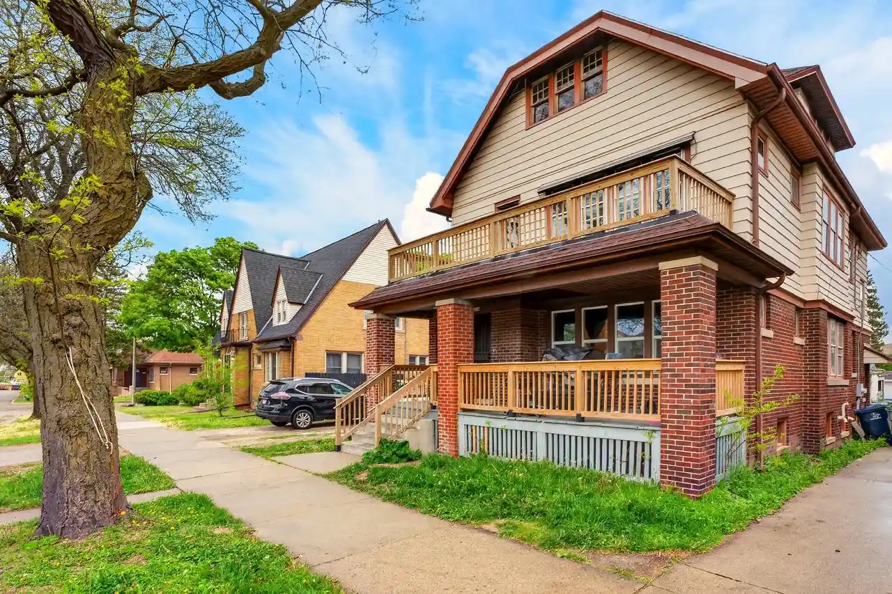 Photo 1 of Multi family home for sale at 1718 W Capitol Dr #1720, Milwaukee, WI 53206 | MLS# 1979610 | Listing updated on 2026-09-08