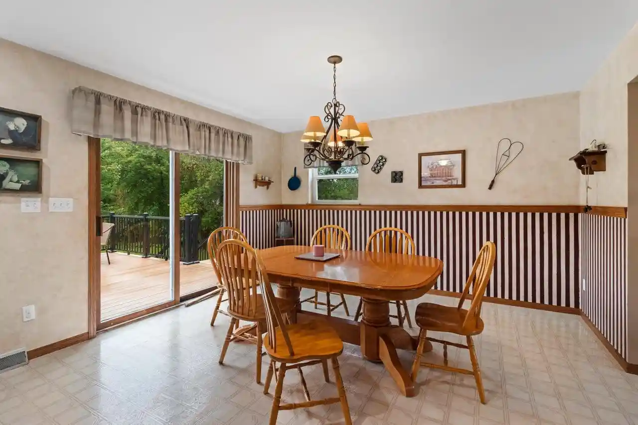 Photo 2 of Single family home for sale at W9322 Oakwood Dr, Hortonville, WI 54944 | MLS# 50332311 | Listing updated on 2026-09-13