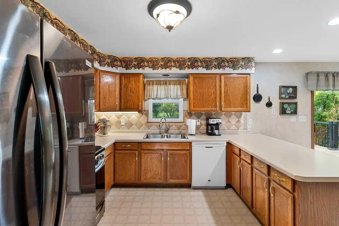 Photo 4 of Single family home for sale at W9322 Oakwood Dr, Hortonville, WI 54944 | MLS# 50332311 | Listing updated on 2026-09-13