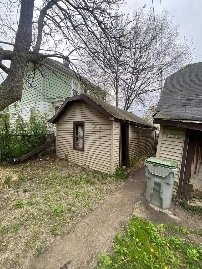 Photo 3 of Multi family home for sale at 4609 N 37th Street, Milwaukee, WI 53209 | MLS# 1979613 | Listing updated on 2026-09-09