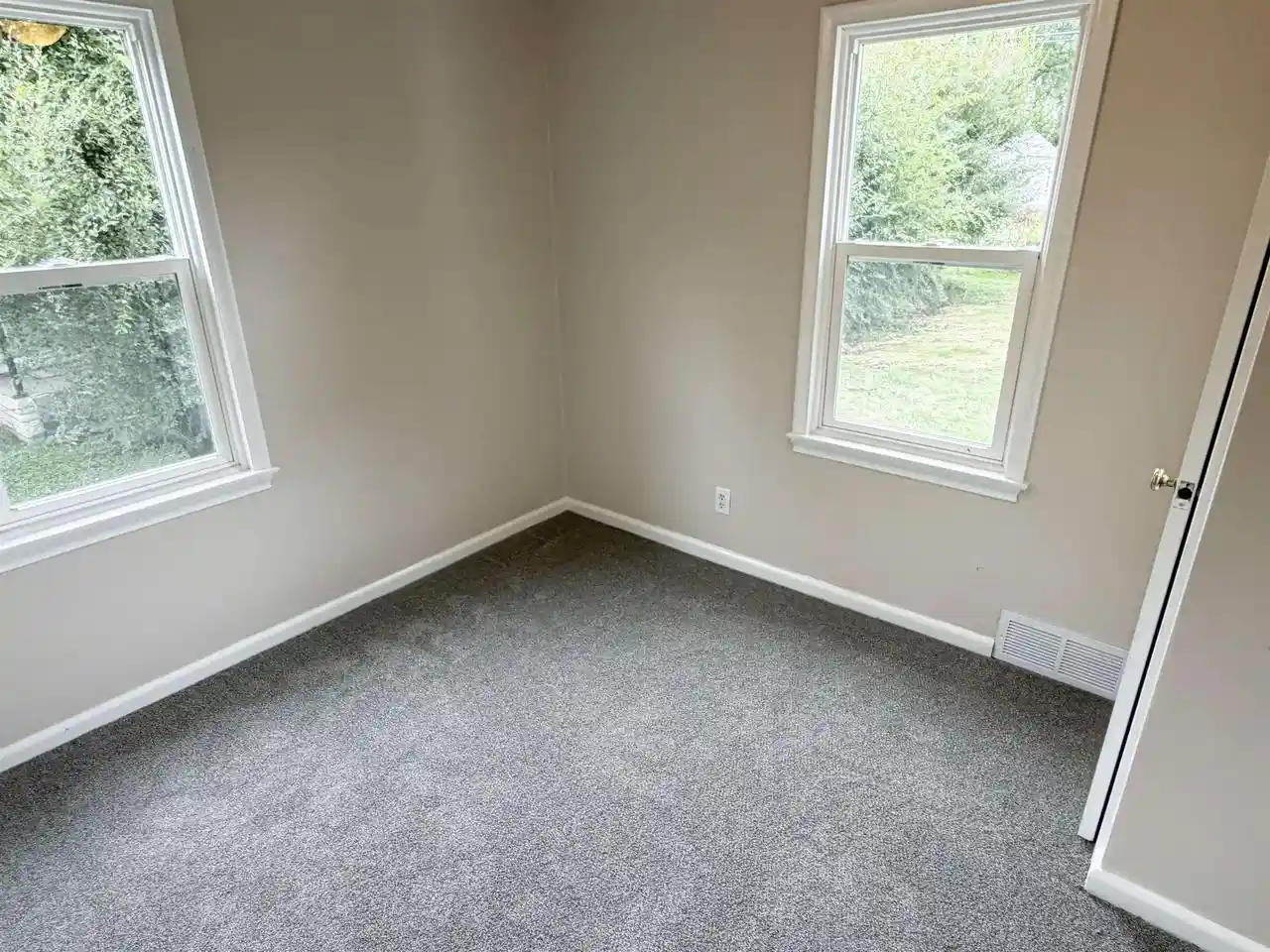 Photo 3 of Single family home for sale at 615 N 10th Avenue, Wausau, WI 54401 | MLS# 22604427 | Listing updated on 2026-09-22