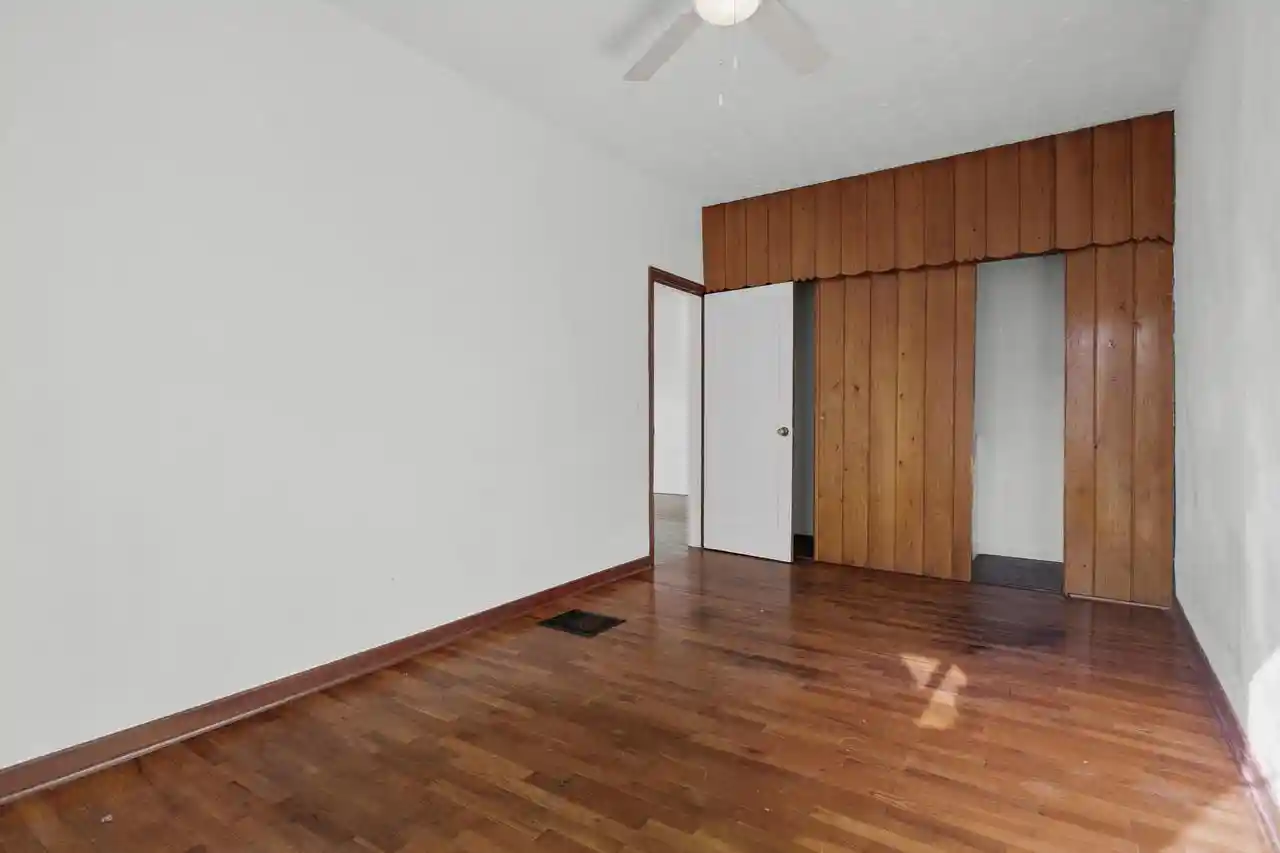 Photo 3 of Single family home for sale at 1303 Kane St, La Crosse, WI 54603 | MLS# 1979622 | Listing updated on 2026-09-08