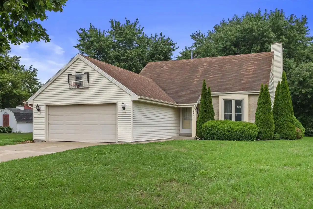 Photo 1 of Single family home for sale at 3950 W Minnesota Ave, Franklin, WI 53132 | MLS# 1979625 | Listing updated on 2026-09-08