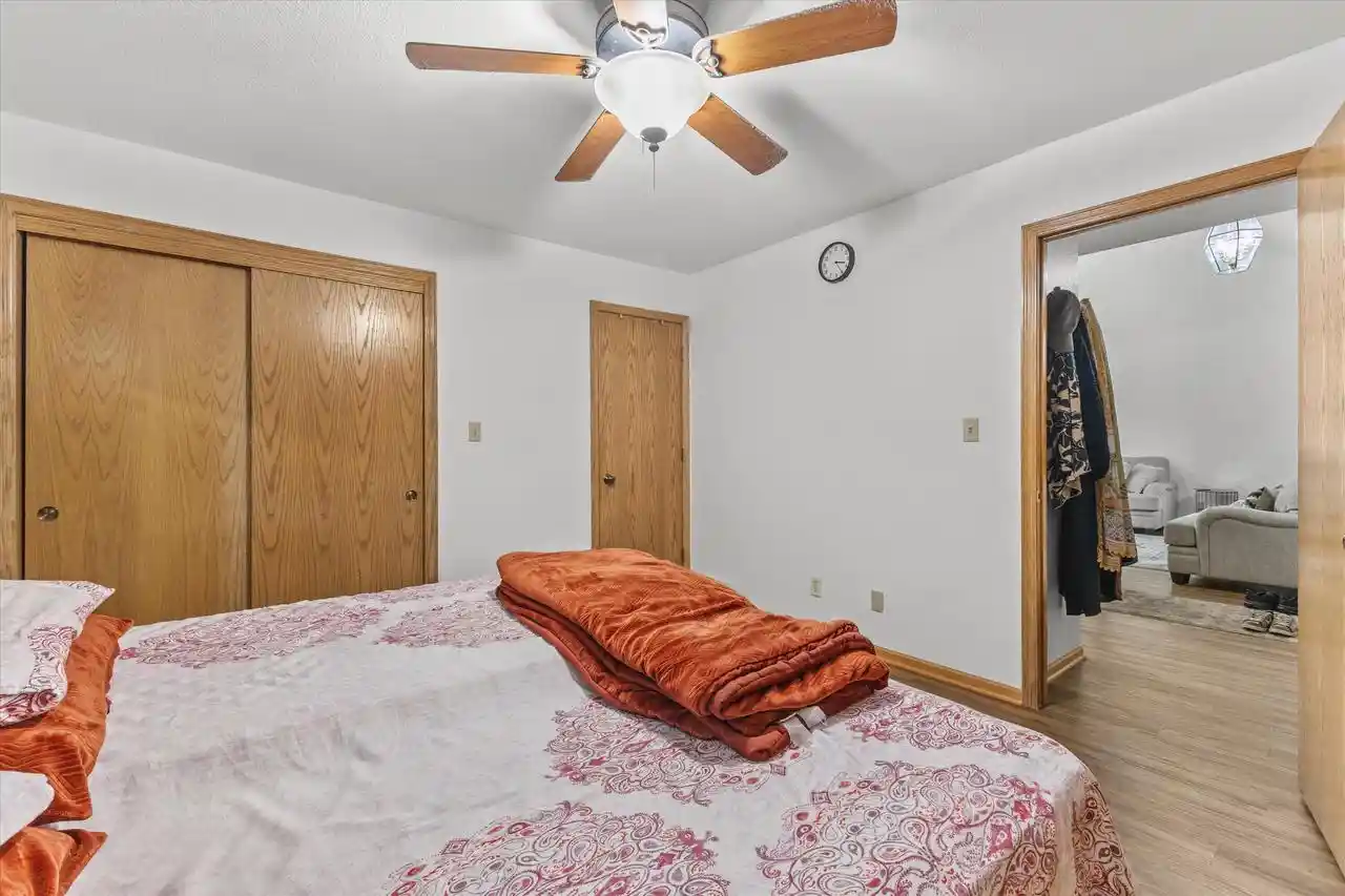 Photo 4 of Single family home for sale at 3950 W Minnesota Ave, Franklin, WI 53132 | MLS# 1979625 | Listing updated on 2026-09-08