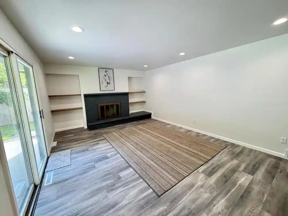 Photo 4 of Single family home for sale at 8008 Gina Dr, Mount Pleasant, WI 53406 | MLS# 1979632 | Listing updated on 2026-09-16