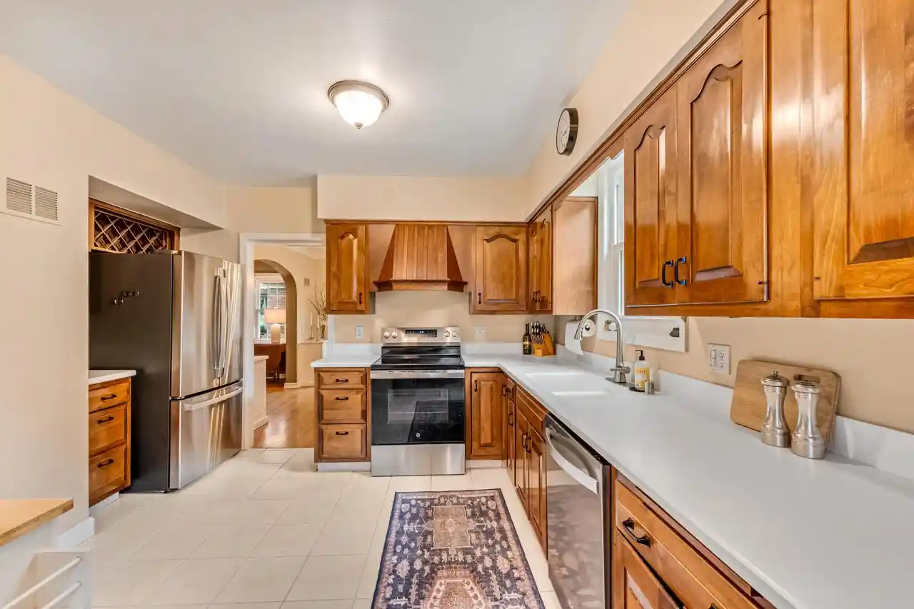 Photo 4 of Single family home for sale at 4760 N Woodburn St, Milwaukee, WI 53211 | MLS# 1979633 | Listing updated on 2026-10-04