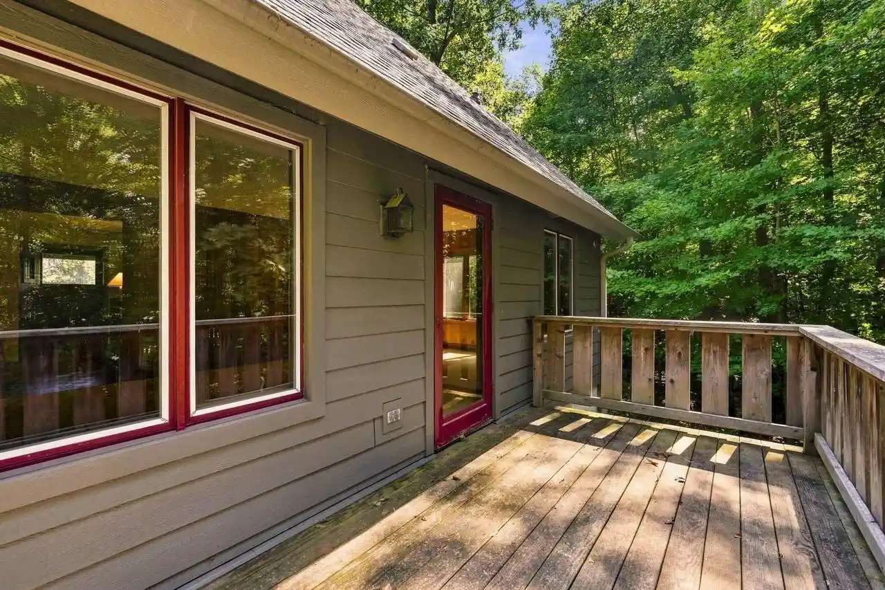 Photo 4 of Single family home for sale at W340n9005 Townline Rd, Oconomowoc, WI 53066 | MLS# 1979635 | Listing updated on 2026-09-11