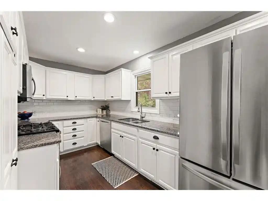 Photo 4 of Single family home for sale at 657 Perch Lake Rd, Hudson, WI 54016 | MLS# 7140908 | Listing updated on 2026-09-13